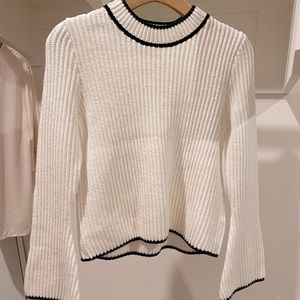 White Sweater Small